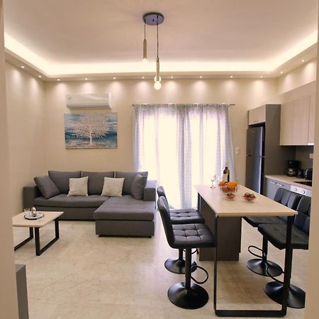 Libra Apartment In Nauplia Esterno foto